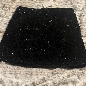 NEW with TAG- H&M Black Sequin Mini Skirt